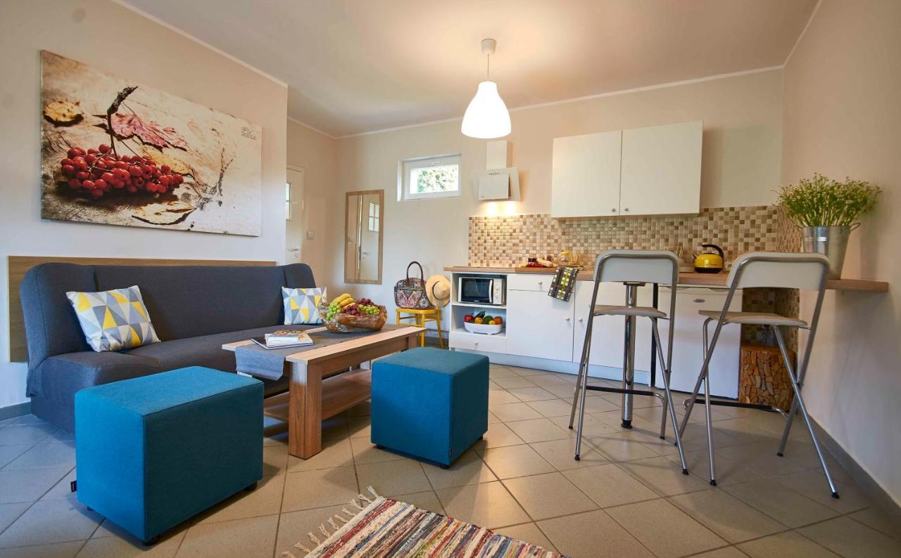 Arenda Apartamenty&Domki Caloroczne Sierakow  Esterno foto