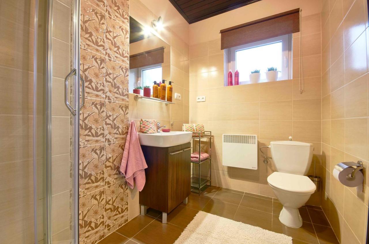 Arenda Apartamenty&Domki Caloroczne Sierakow  Esterno foto
