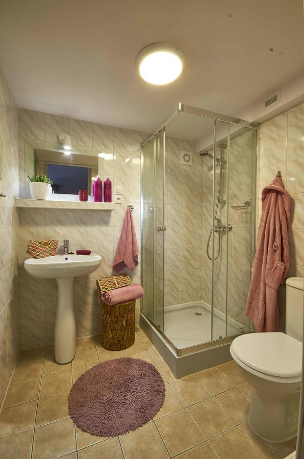 Arenda Apartamenty&Domki Caloroczne Sierakow  Esterno foto